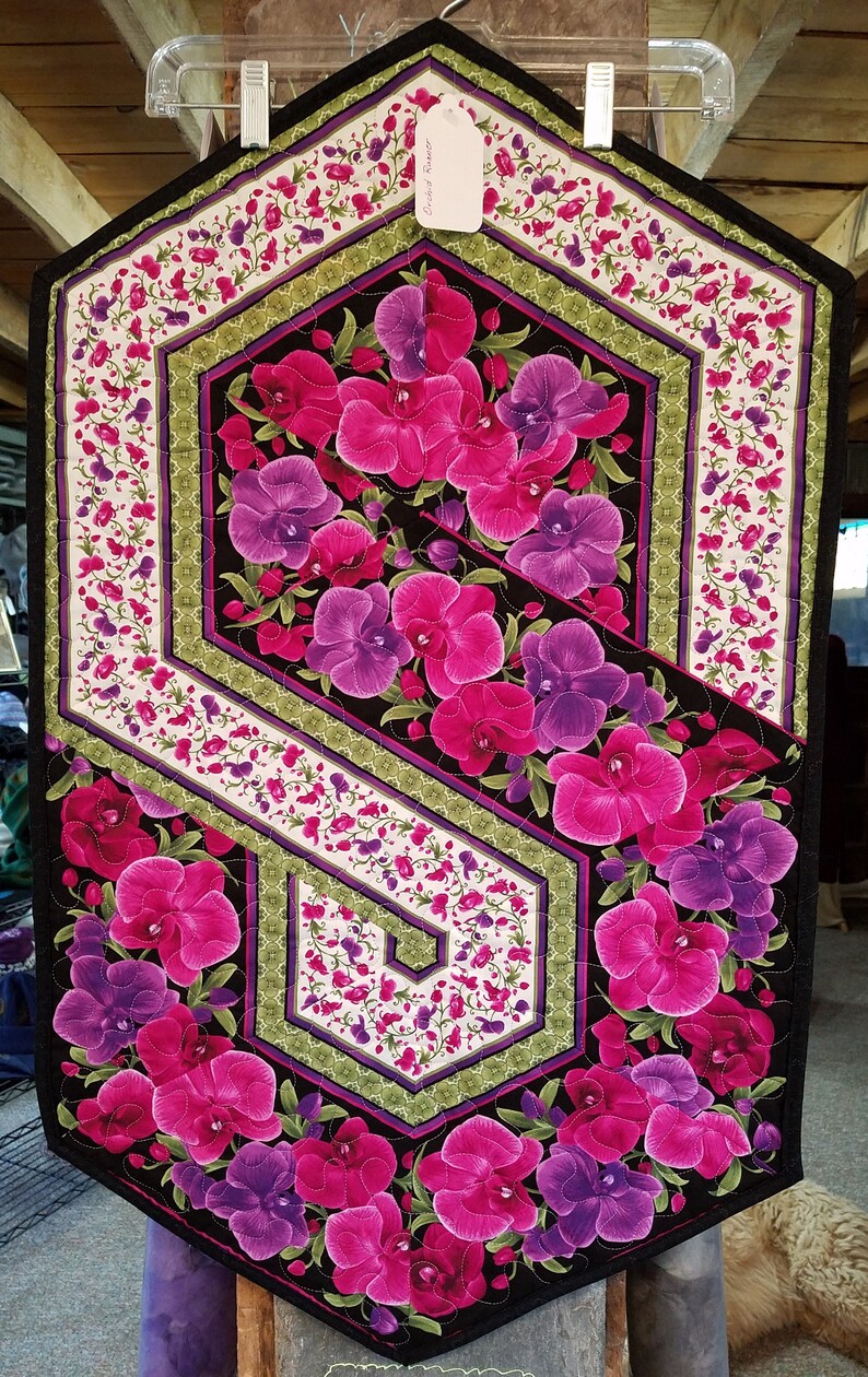 Quilted Table Runner Table Runner Quilted 60 Degree Triangle Etsy