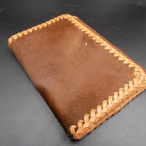 Cuero italiano genuino "Hair-On" Becerro de hombre Monedero triple - Hecho a mano