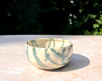 Handmade Japanese ceramics stoneware Satin cream & green Matcha Japanese Green tea bowl / Cereal/soup bowl/Bonsai pot: Weeping willow