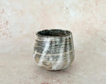 Handmade Japanese ceramic stoneware Wild London clay splashed cream glaze Yunomi green tea cup