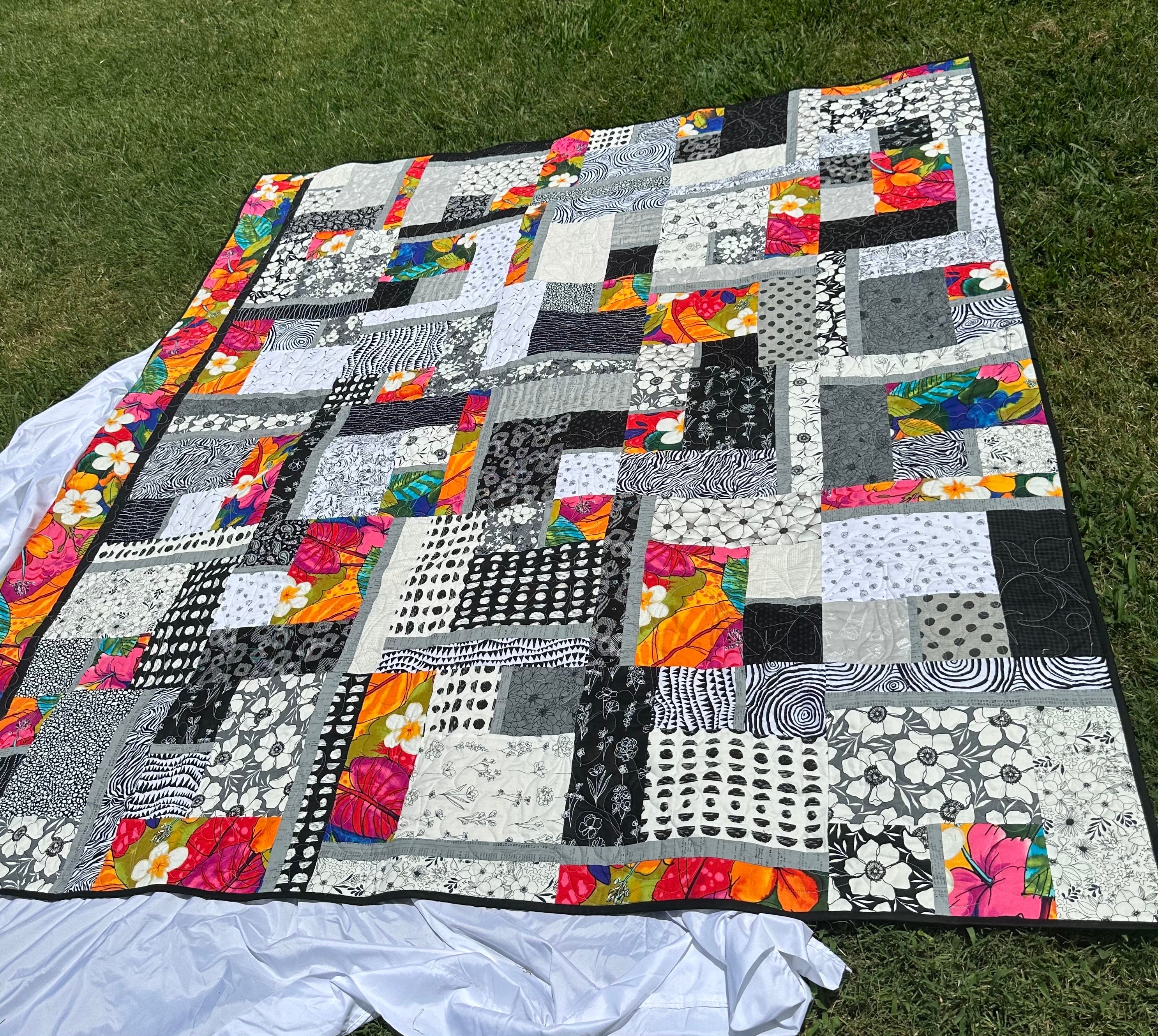 Handmade Monochrome Quilt Black/ White/ Gray/ Floral 82”x102” - Etsy