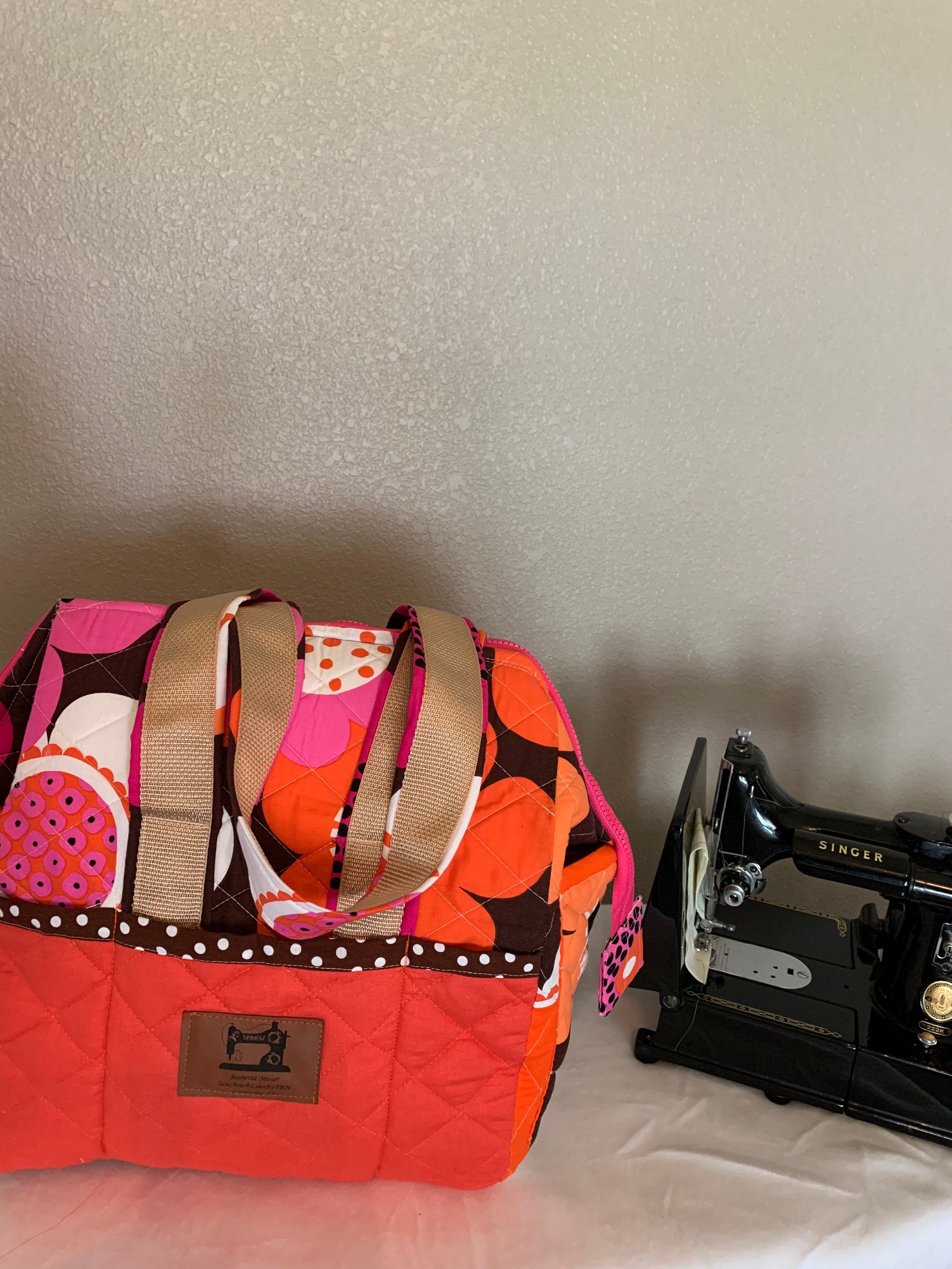 singer featherweight tote