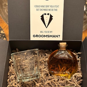 Kundenspezifisches personalisiertes Whiskyglas; Felsen Glas; Trauzeuge Whisky schaukelt Glas; graviertes Glas; Bräutigam Geschenk; Bräutigam personalisiertes Geschenk