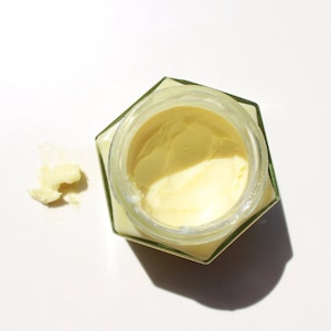 Gentle Skin Elixir: Natural Soothing Balm with Organic Ingredients - Handcrafted Skincare for Itchy, Dry, and Sensitive Skin