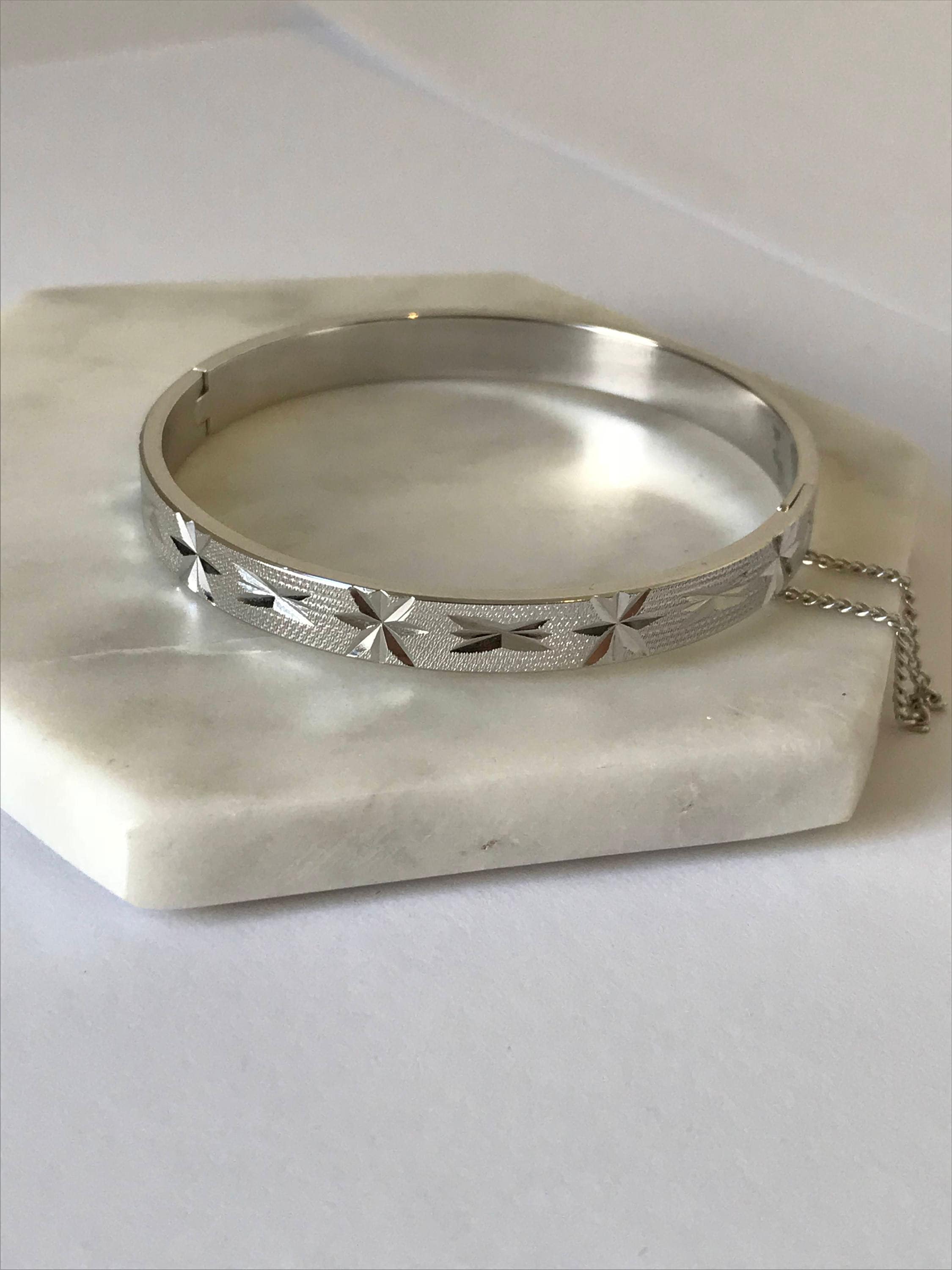 Rgp 18k bangle sale