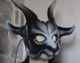 Bouc noir - Masque en cuir pour larp GN roleplay cosplay furry therian