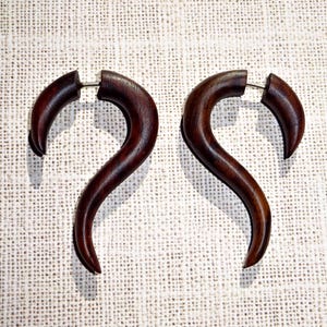 Boucles d&#39;oreilles faux calibre longues boucles - Faux calibres