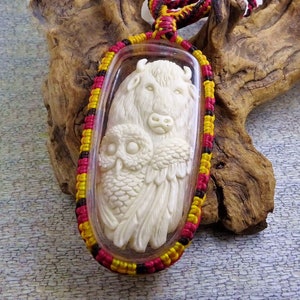 Makramee Halskette Stier und Eule Tiergeist Anhänger Totem Carving Prayer Box Anhänger Stil