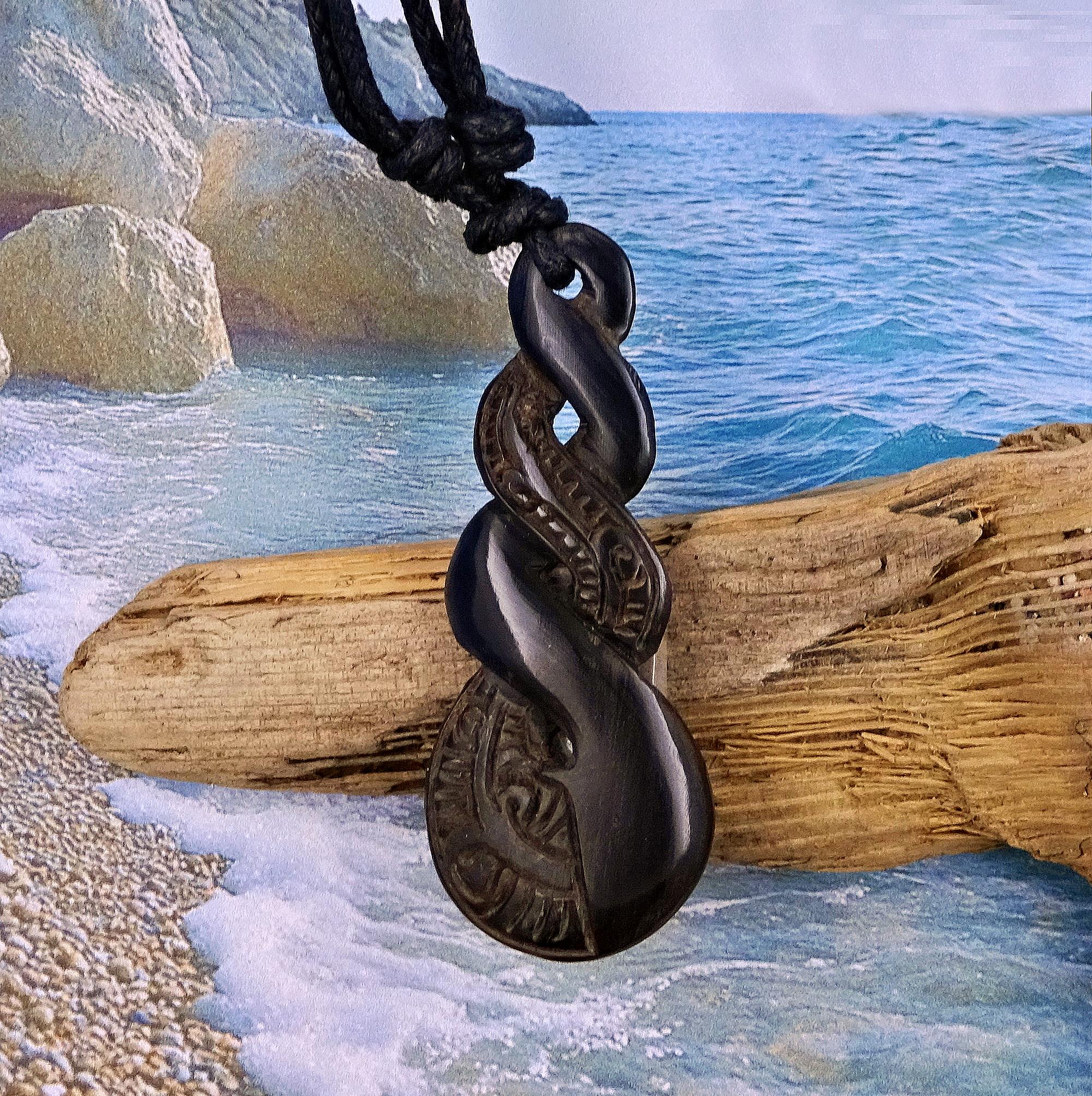 Pikorua - Etsy
