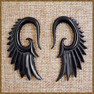 Black Feather Wings 6mm Gauges - Black Horn - Hand Carving