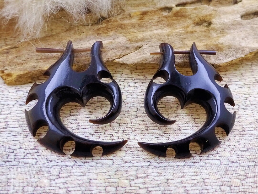 COEEAR Ohr Tunnel Mit Schwert Design | Edelstahl Piercing Schmuck | Verschiedene Größen