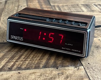 Vintage Spartus Digital Alarm Clock - Sonic Model No. 1108 - Tested & Working