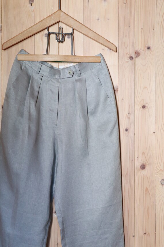 Linen//trousers in linen/Giorgio Armani//size 38 E