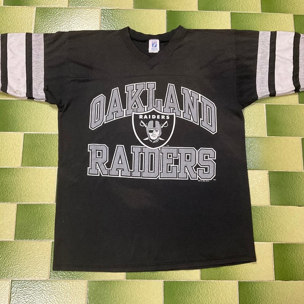 Vintage 90s 1995 NFL Oakland Raiders Raglan T-Shirt 3/4 Sleeve Size L Made in USA