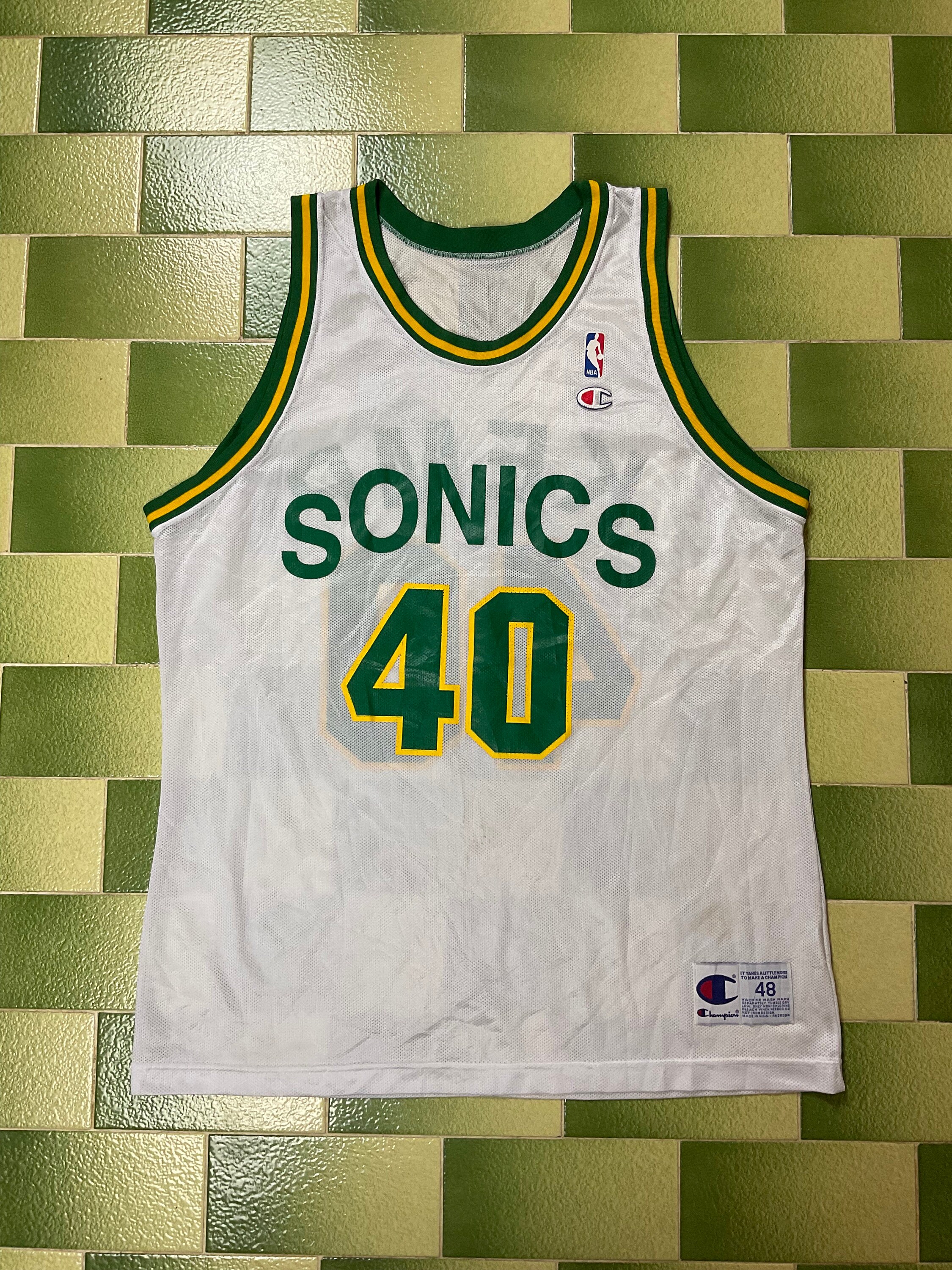 Vintage Y2K NBA 2001 Seattle Supersonics New Era - Depop