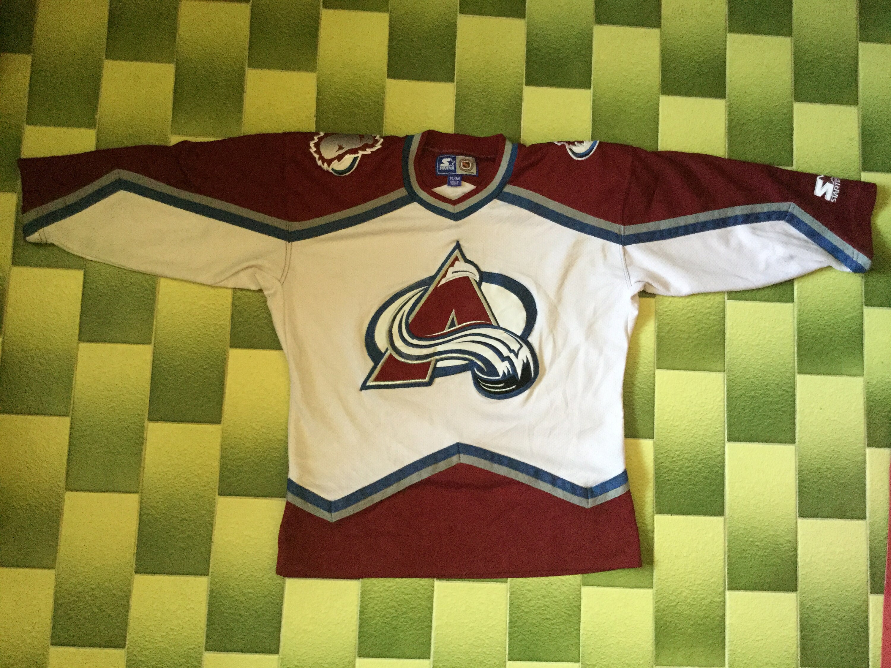 Starter Colorado Avalanche NHL Fan Shop