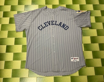 Autentica maestosa maglia da baseball vintage Cleveland Numero gessato e logo cucito Ricamato Taglia 60 4XL Made in USA