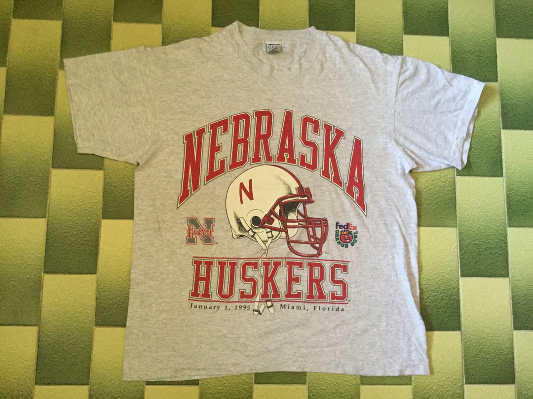 Vintage 1995 Fedex Orange Bowl Nebraska Cornhuskers Tshirt NCAA