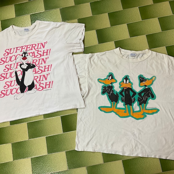 Deux vintage des années 90 1993-94 Sylvester le chat et Daffy Duck dessin animé Warner Bros T-shirt Looney Tunes femme taille L et XL