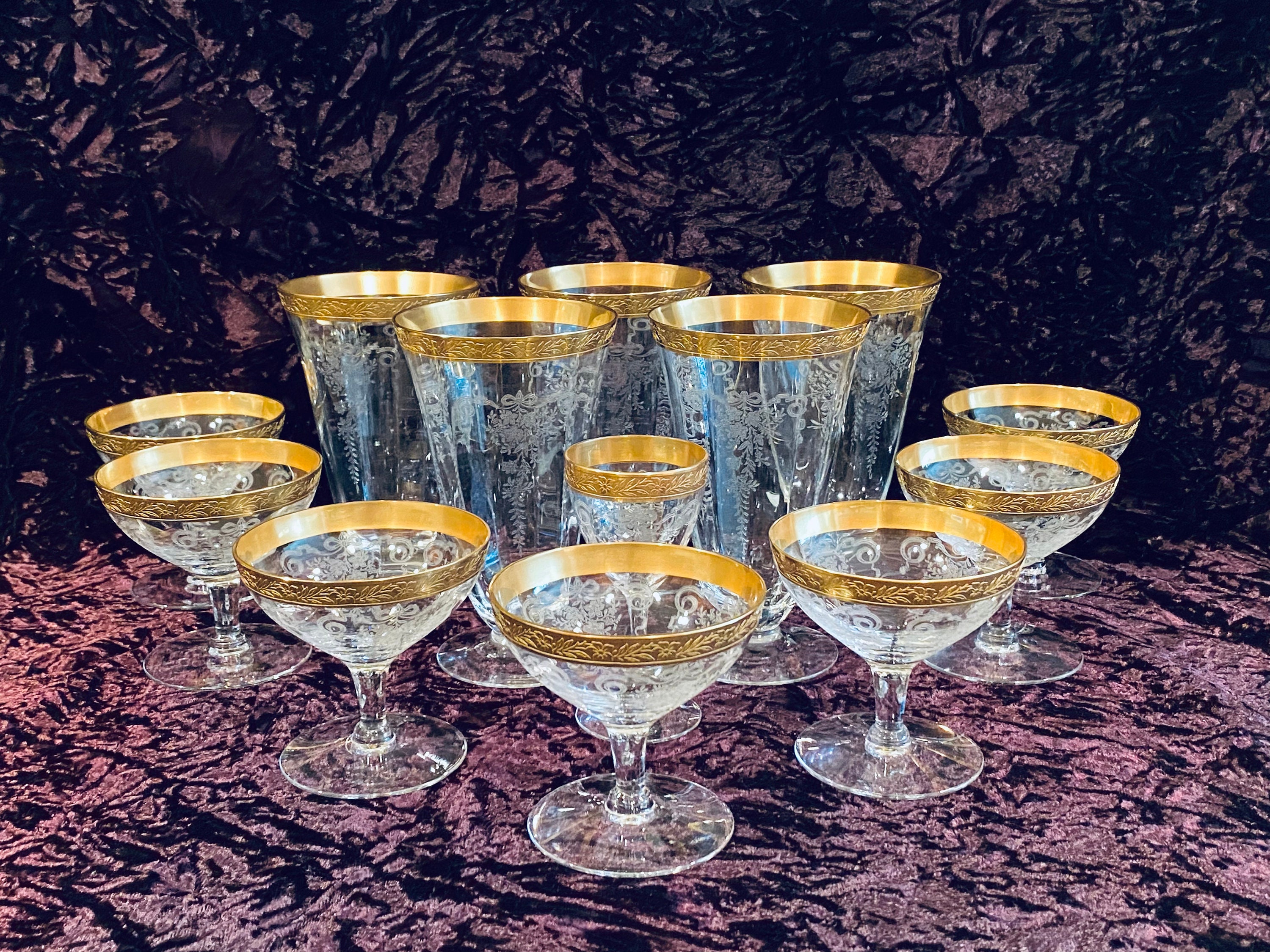 Set of 8 Gold Rimmed Coupe Champagne Glasses With Cordials Hollywood  Regency Elegance Gold Rimmed Stemware Vintage Coupe Champagne 