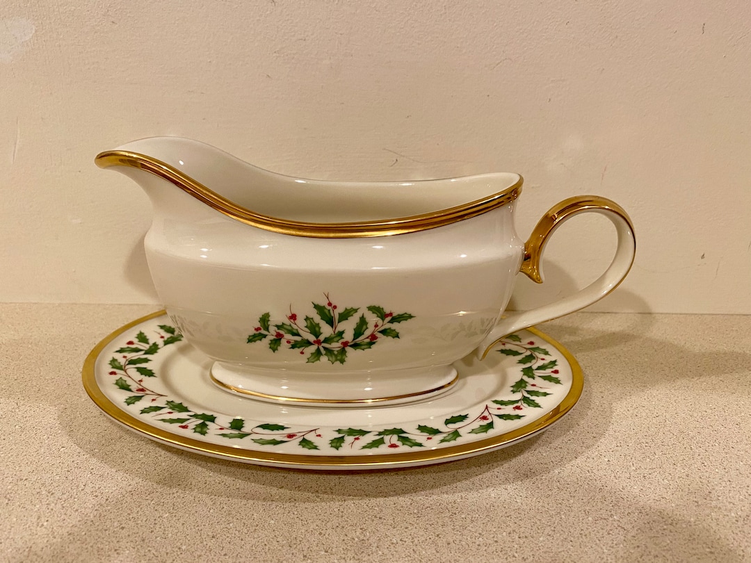 Lenox Holiday Gravy Boat With Underplate Etsy