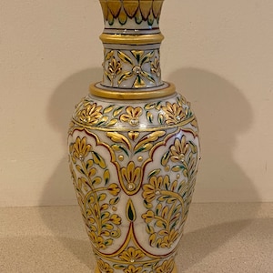 Hand Crafted Makrana Marble Decorative Vase 9&quot;  Decorated with gold, Flowers and Gemstones