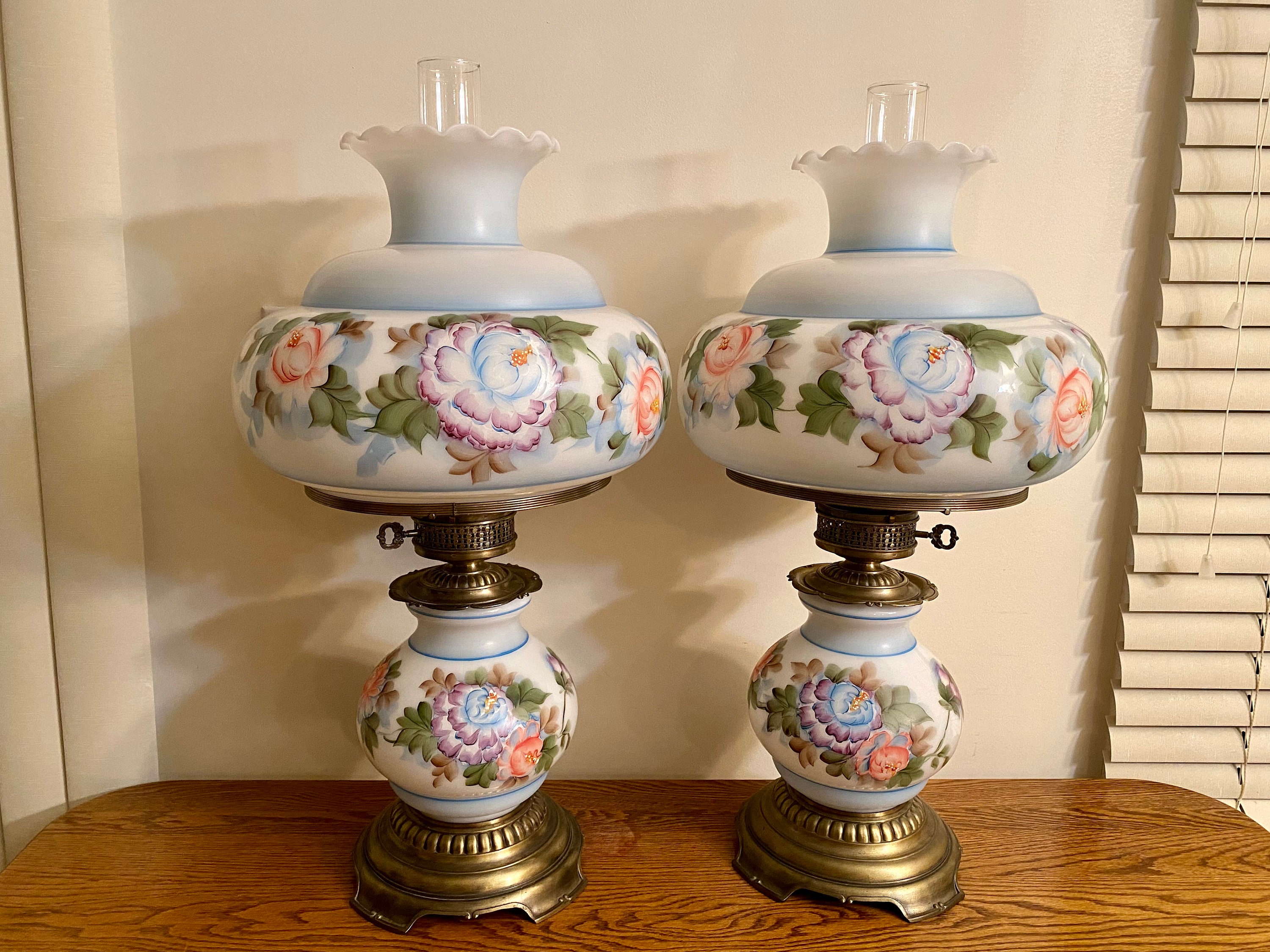 Pair of Vintage Quoizel 1978 C-67BA Hand Painted Floral 3 Way GWTW