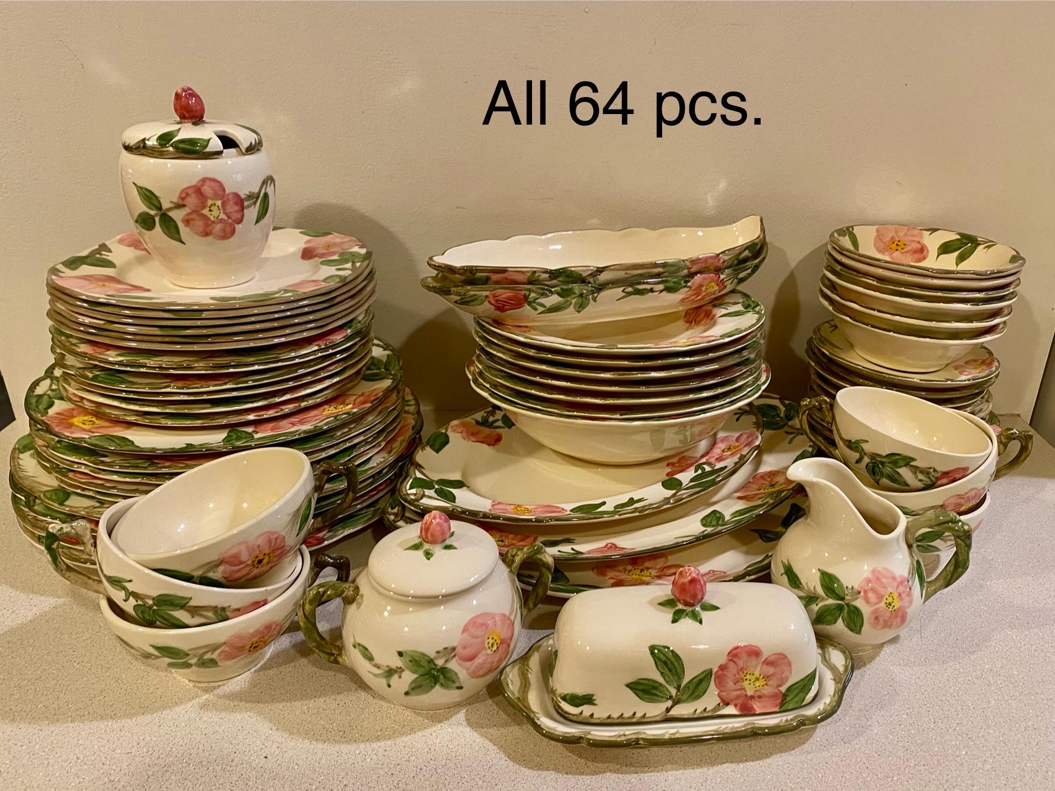 Franciscan Rose Pattern 皿とピッチャーセット Amazon.com | Franciscan Desert Rose 20-Piece Dinnerware Set