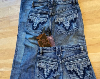 Jeans Antik Denim Bootcut Low Rise Taille 29 - Très Bon état, Poches Brodées