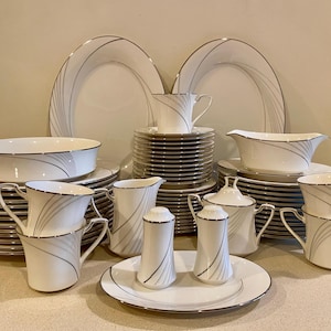 Vintage Noritake Sterling Tide China: 71-Piece Dinnerware Set