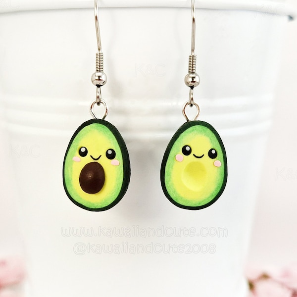 Boucles d'oreilles avocat kawaii faites main, cadeau original pour les fans de food kawaii, type pendentif, bijoux faits main, nourriture miniature