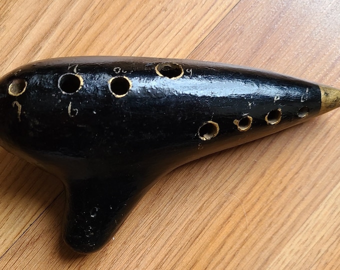 Vintage Heinrich Fiehn B7 Ocarina Vienna Austria Vintage Clay Pottered