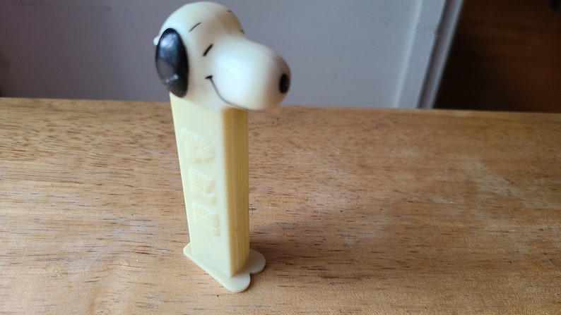 Vintage Original Pez Dispenser, Candy Dispenser, YOUR CHOICE Skeletor, Star Wars, Garfield, Snoopy, Made in Hungary, Slovenia Snoopy