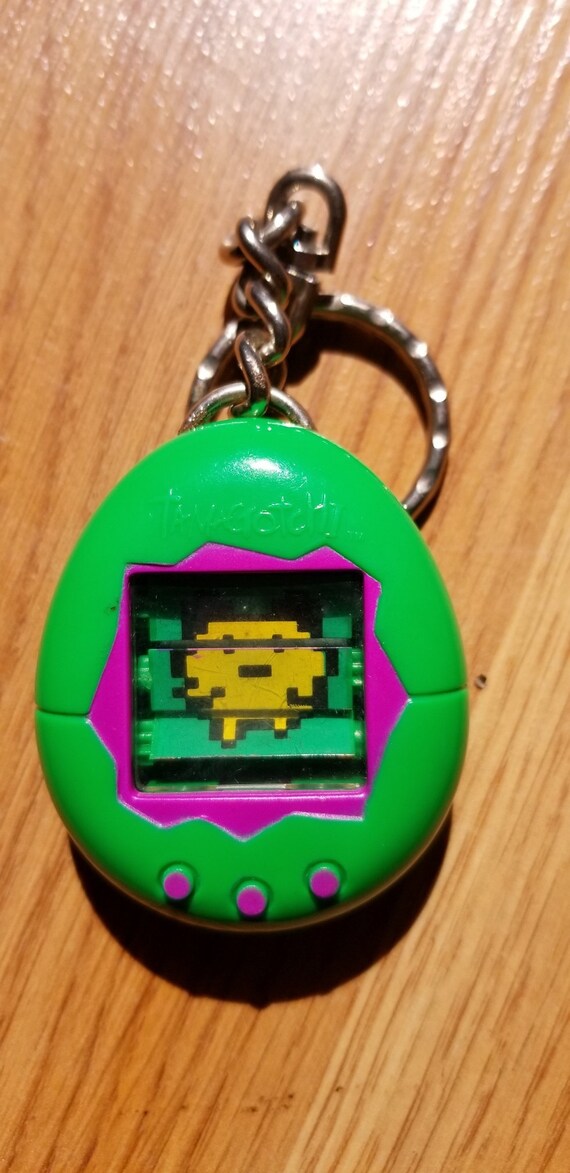 Vintage TAMAGOTCHI Mcdonalds Orange Keychain Keyring Toy 1997 Vintage Mcdonalds Happy Meal Toy