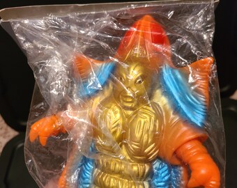 Vintage Bullmark TSUBRAYA Mirrorman IRON Kaija Monster