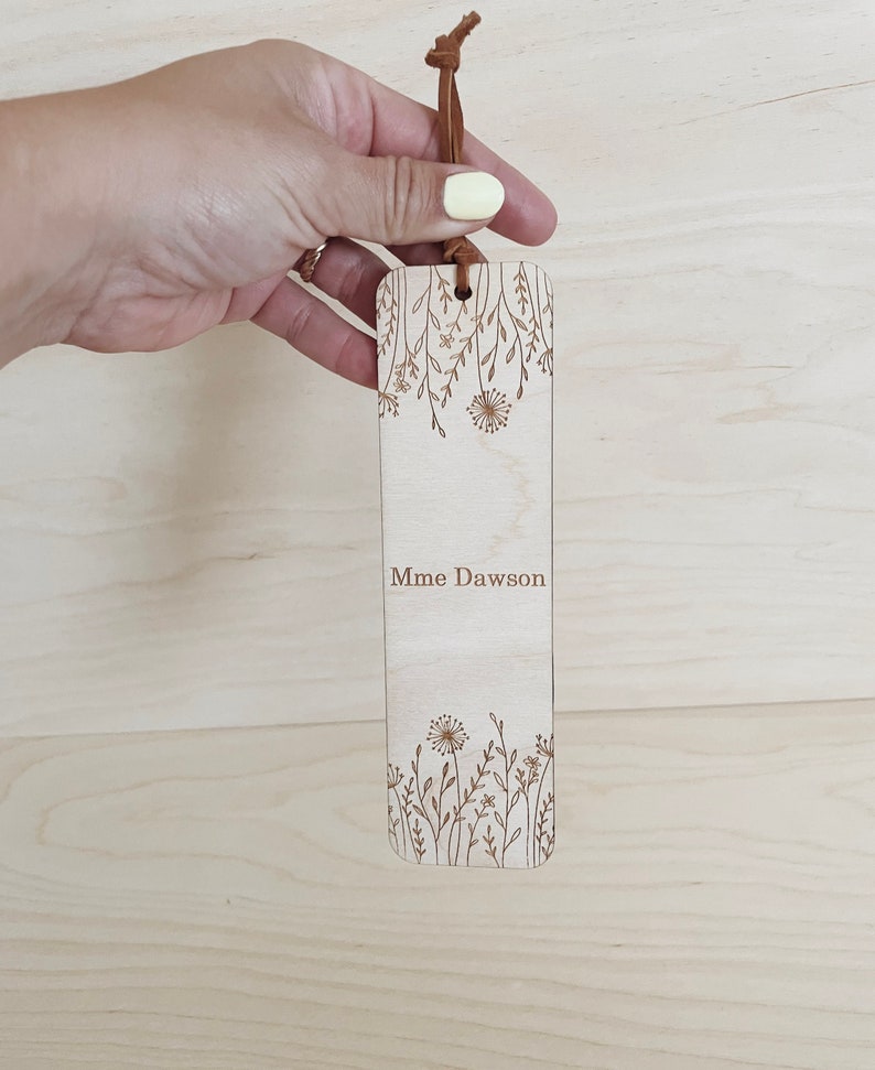 Personalized Bookmark, Wooden bookmark, Laser engraved bookmark, name bookmark, stocking stuffers, teacher gifts Wildflower