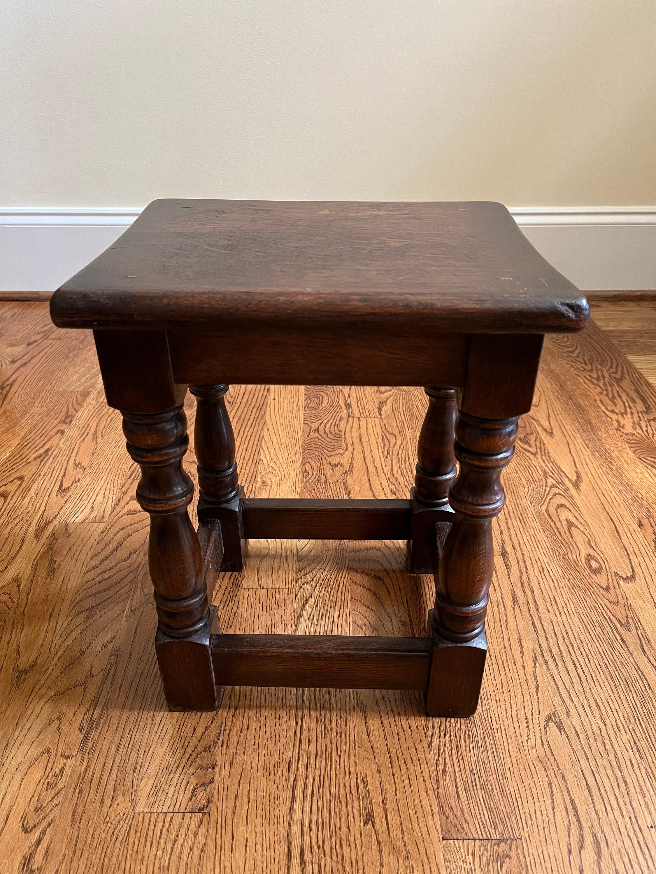 Vintage oak table and stool sale