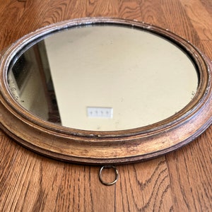 Antique Round Victorian Mirror in Gilt on Wood Frame - Etsy