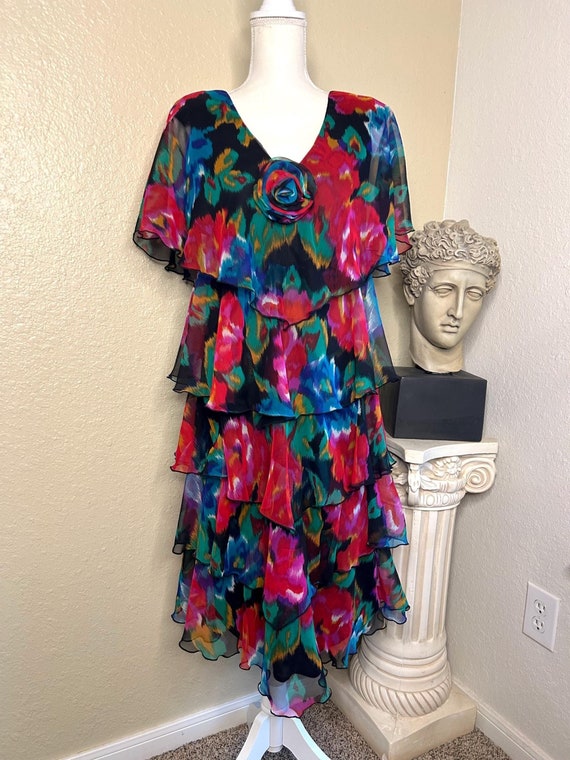 Floral 90s Ann Hobbs for Cativa Tiered Ruffle Fli… - image 1