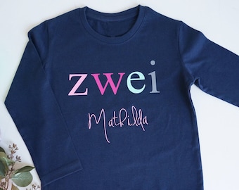 Geburtstagsshirt Mädchen Junge personalisiert, Shirt zum Geburtstag, Kinder T-Shirt mit Namen und Zahl, 1 2 3 4 5 6 7 8 9 10 Jahre, Langarm