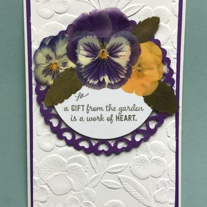 Carte pensée, pensées pressées, carte d'anniversaire, carte de fête des mères, carte d'encouragement, carte de remerciement, carte de fête des pères, carte vous manquez, pensées