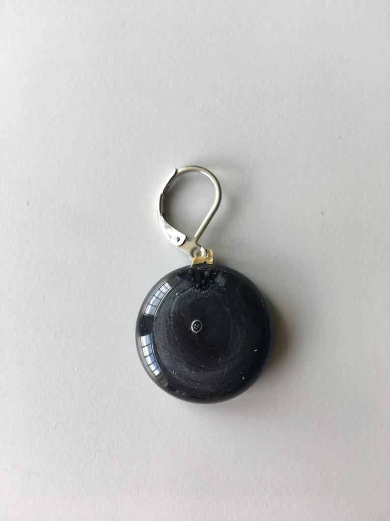 BLACK DROPPING EARRINGS basic circle black glass earrings