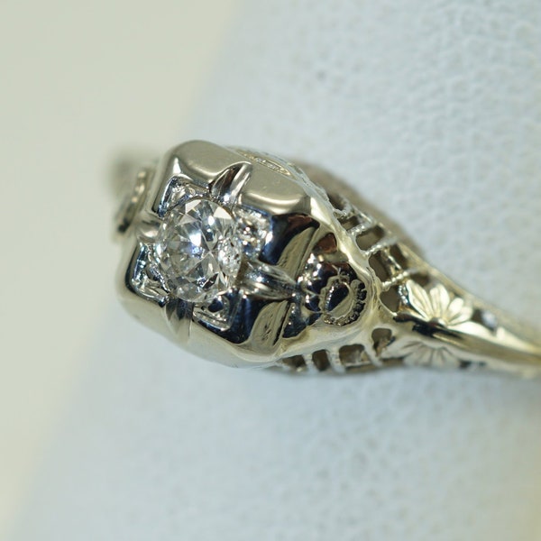 Vintage Diamond Filigree Ring (size 5.75)
