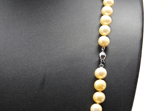 24" 8mm Dyed Cultured Pearls , Sterling Clasp - image 2