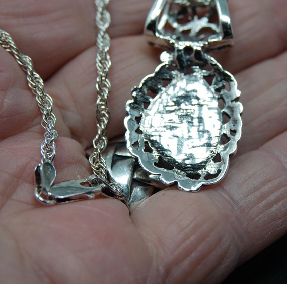 18" Sterling Necklace with Spiny Oyster Sterling … - image 3