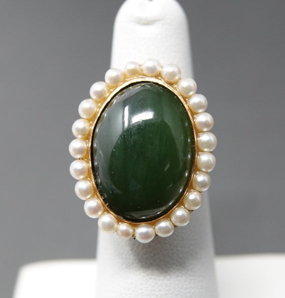 Size 5.5 ** 14K Gold Jade and Pearl Ring - image 1