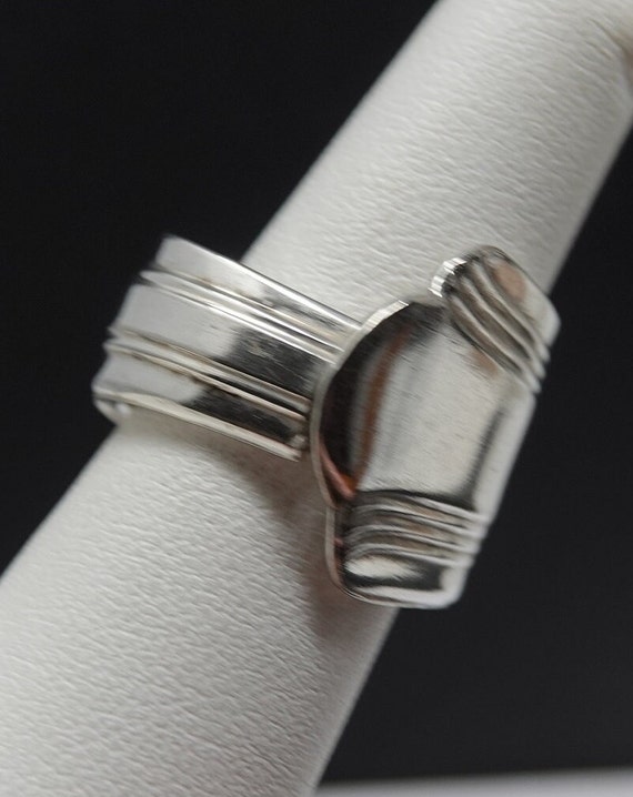 Size 7  Sterling Fork Ring - image 3