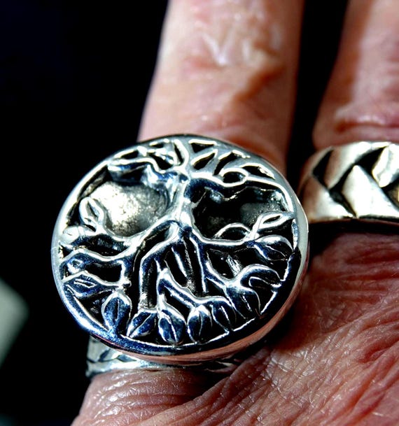 Size 7  Sterling Statement Ring - image 4