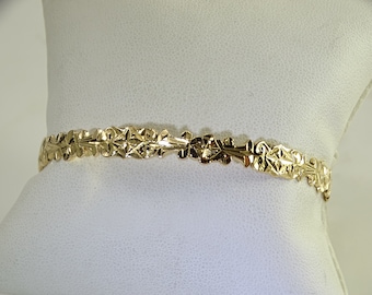 14K Gold Bangle Bracelet