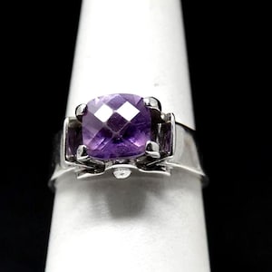 Größe 7 Amethyst und Sterling Ring (Signiert)